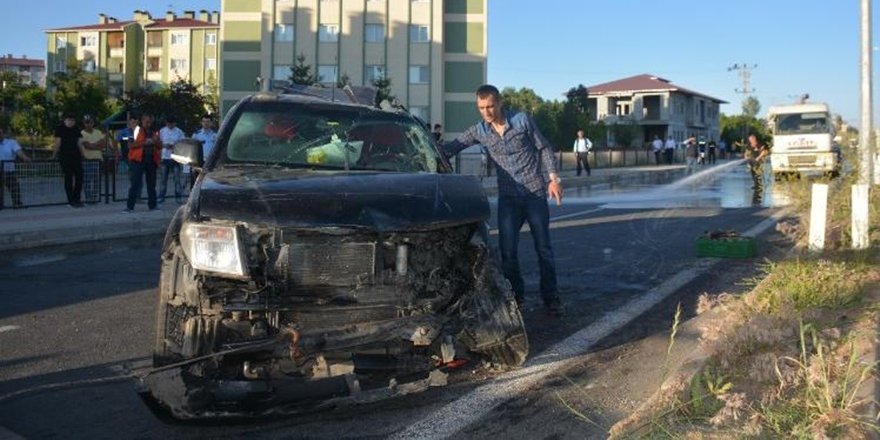 Tatvan'da Trafik Kazası; 6 Yaralı