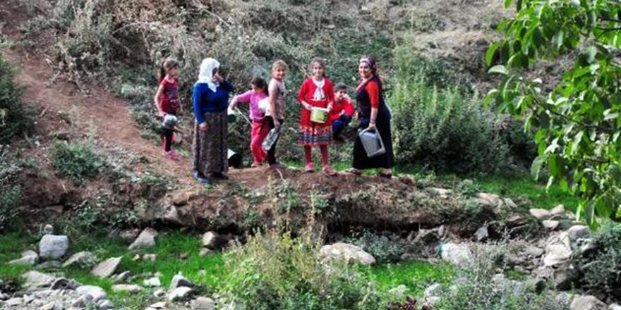 İdari Sınır 120 Haneli Köyü Susuz Bıraktı