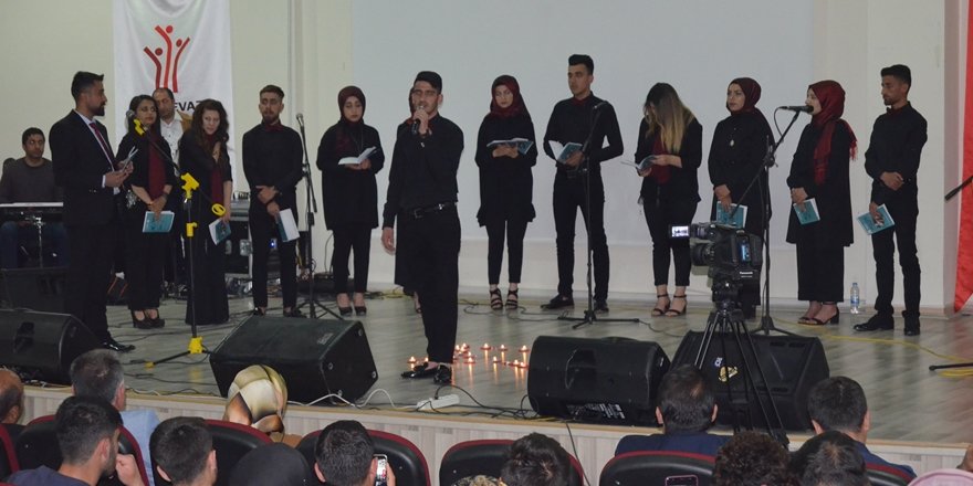 Adilcevaz KYK’dan Türk Halk Müziği Konseri ve Rölyef Tablo Sergisi