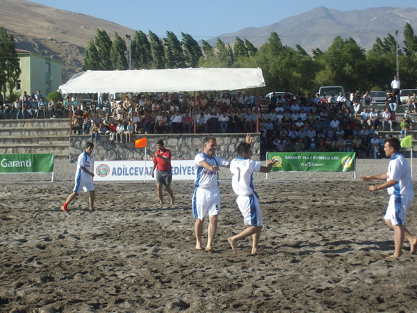 2010 TFF Garanti Plaj Futbolu Adilcevaz Etabı 29