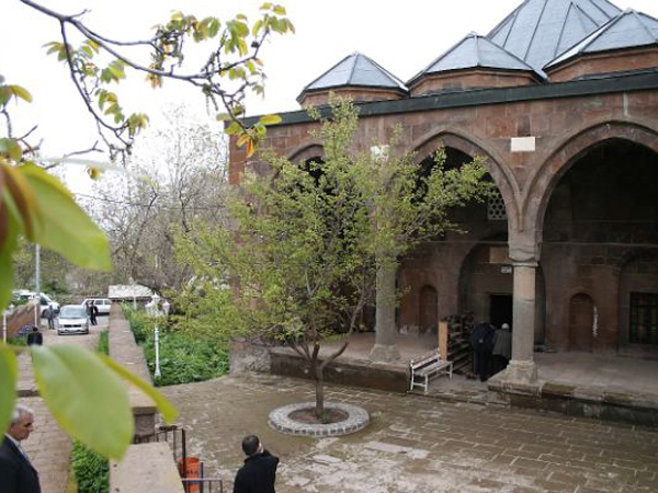 Bitlis Tarihi Eserler 11