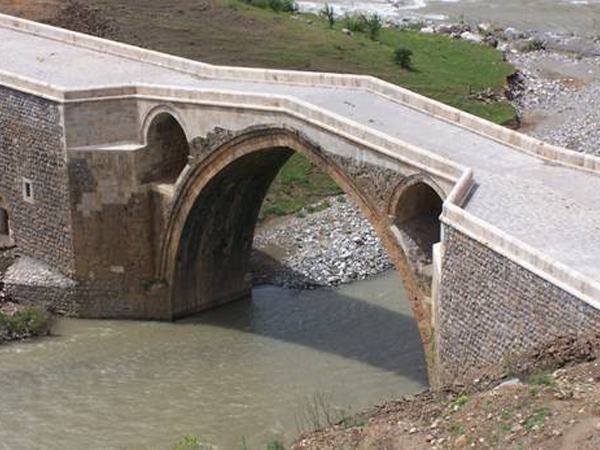Bitlis Tarihi Eserler 3