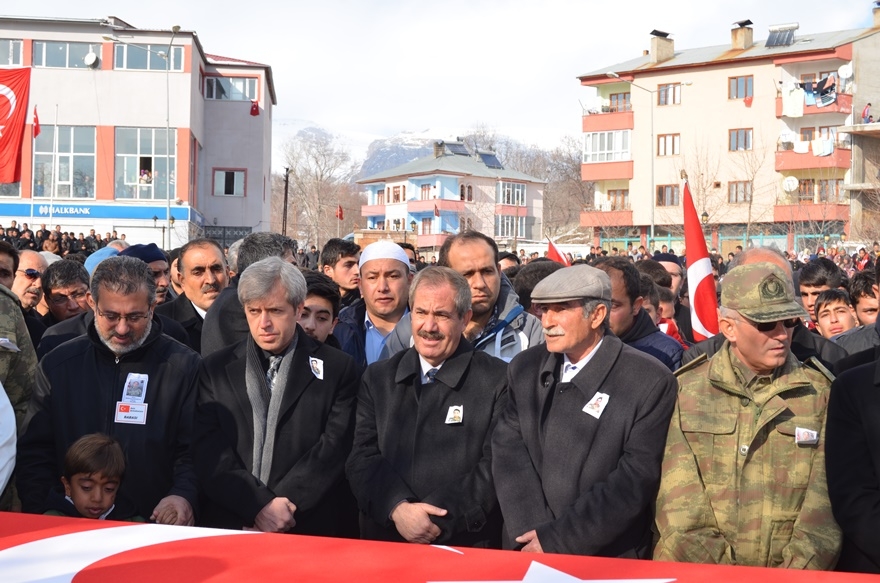 Adilcevaz Şehidini Son Yolculuğuna Uğurladı 14
