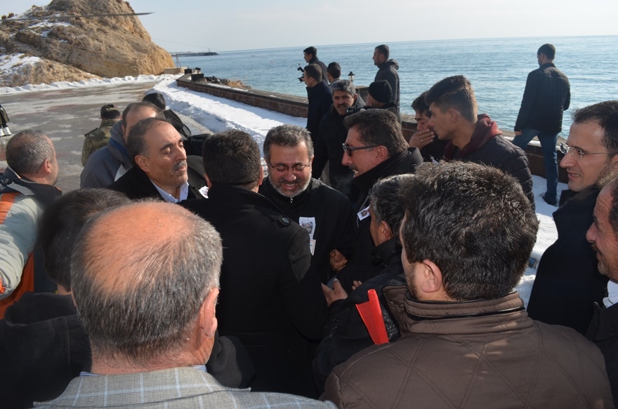 Adilcevaz Şehidini Son Yolculuğuna Uğurladı 7
