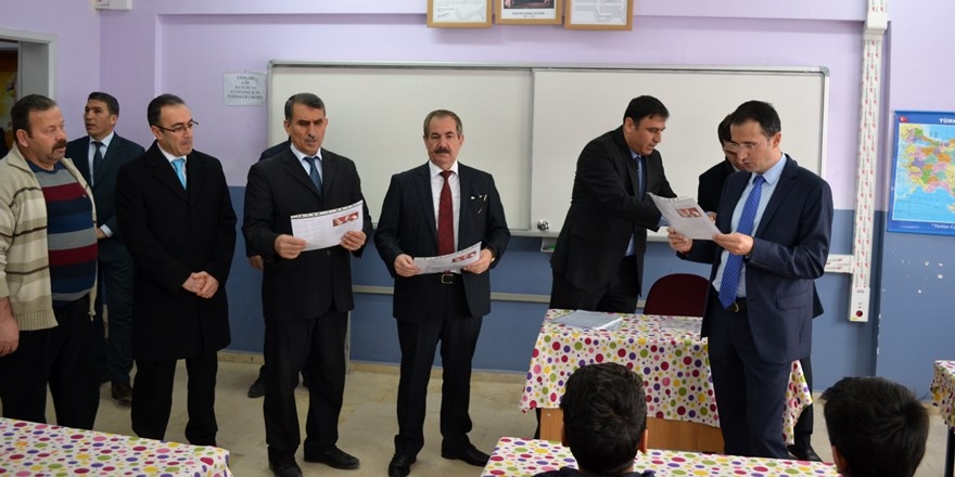 Adilcevaz’da öğrencilerin karne sevinci 22