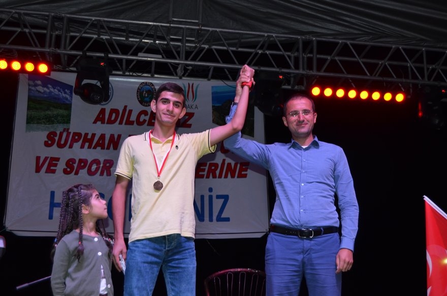 Süphan Dağı Kültür ve Spor Şenlikleri Muhteşem Finalle Sona erdi 11