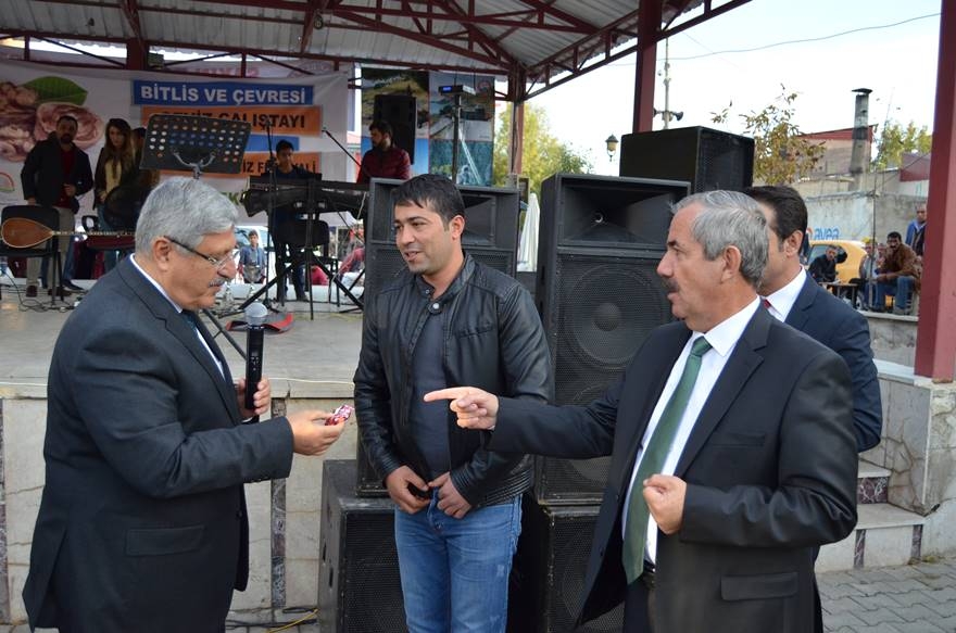 Adilcevaz’da Ceviz Festivali Düzenlendi 18