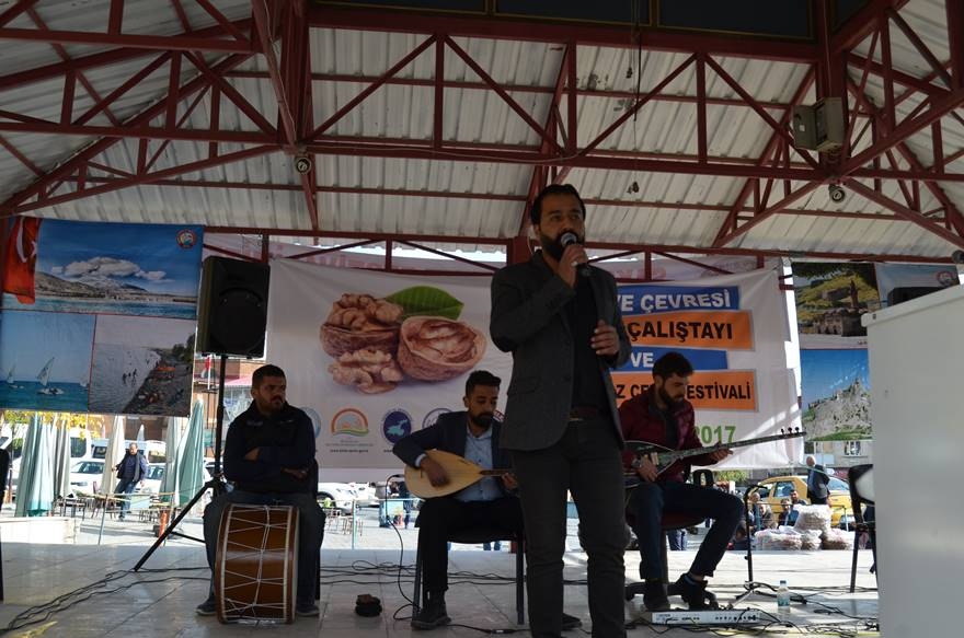 Adilcevaz’da Ceviz Festivali Düzenlendi 7