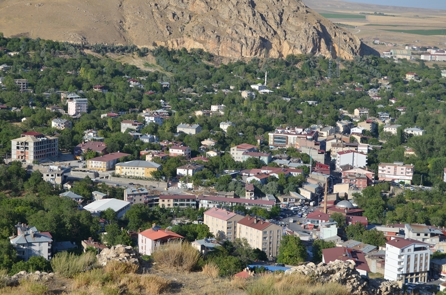 Adilcevaz Kalesinden Güzel Manzaralar 18