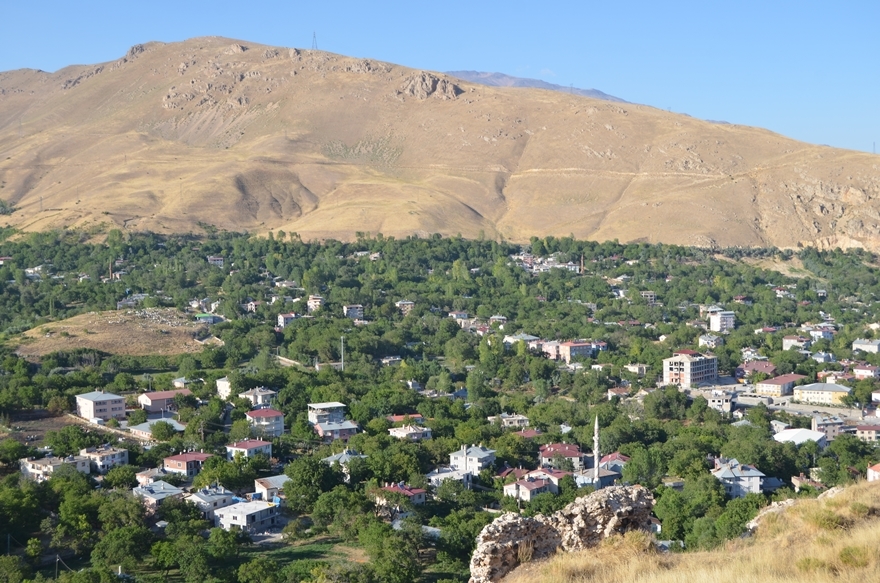 Adilcevaz Kalesinden Güzel Manzaralar 3