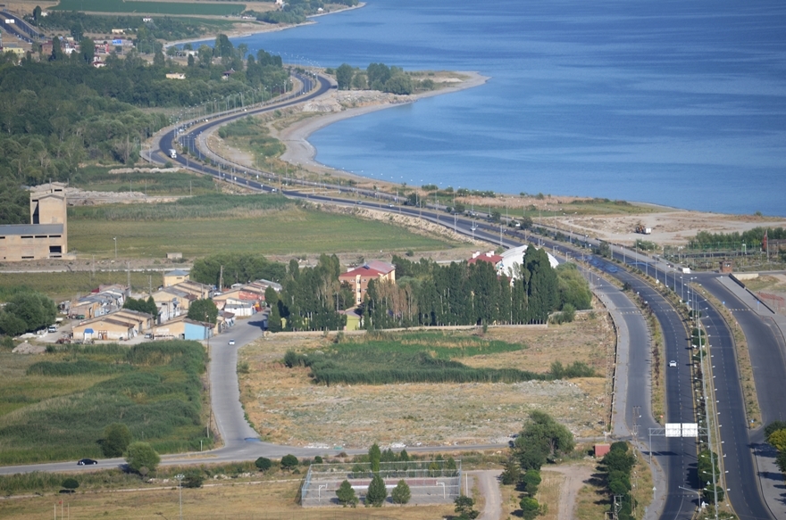 Adilcevaz Kalesinden Güzel Manzaralar 6