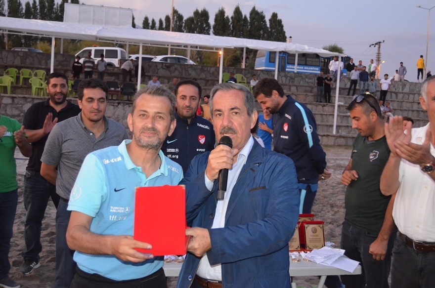 Plaj Futbolu Şampiyonu Adilcevaz Belediye Spor Oldu 17