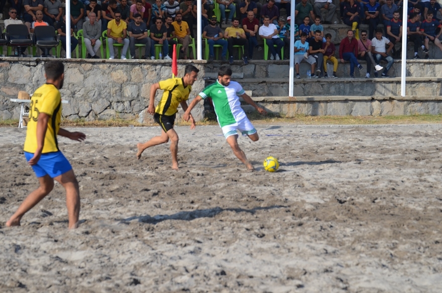 Plaj Futbolu Şampiyonu Adilcevaz Belediye Spor Oldu 2