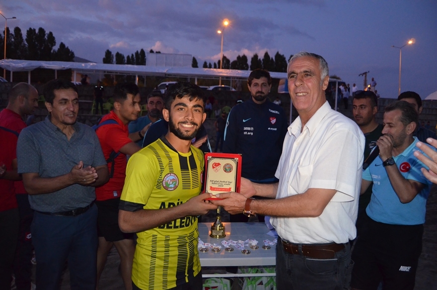 Plaj Futbolu Şampiyonu Adilcevaz Belediye Spor Oldu 24