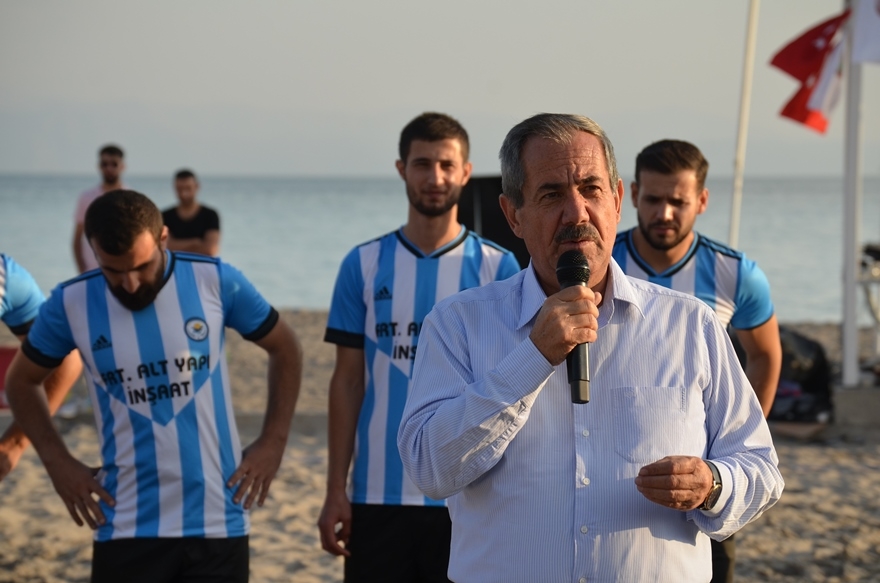 Plaj Futbolu Şampiyonu Adilcevaz Belediye Spor Oldu 7