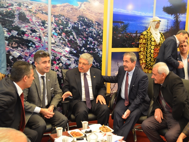 Adilcevaz Standında Ziyaretçi Yoğunluğu