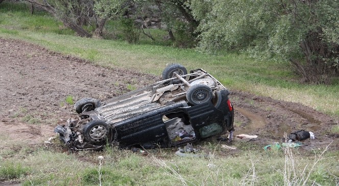 Adilcevaz-Ahlat Karayolunda Trafik Kazası: 6 Yaralı