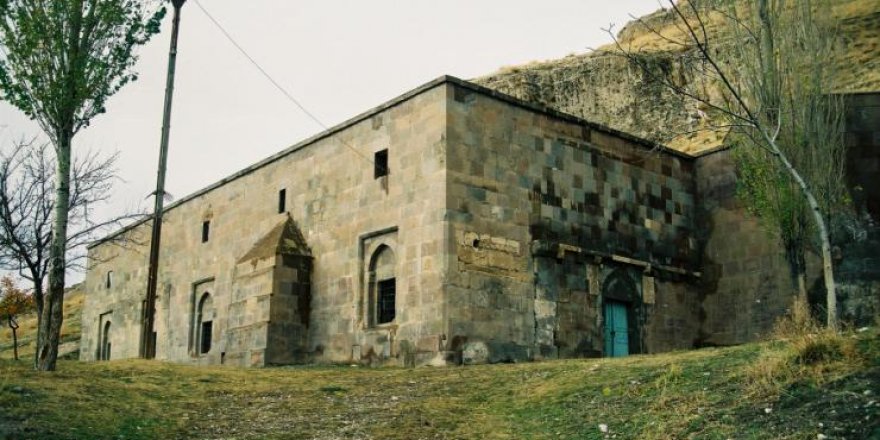 Adilcevaz Tarihi Ulu Camii