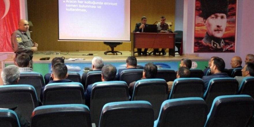 Taşımalı Servis Şoförlerine Seminer Verildi