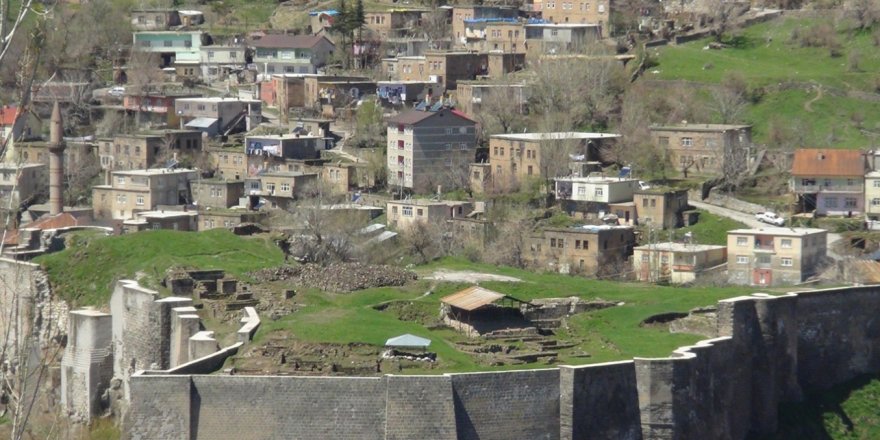 Bitlis Kalesi Efsanesi