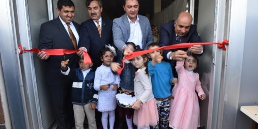Ahlat'ta Öğrenciler Yararına Kermes