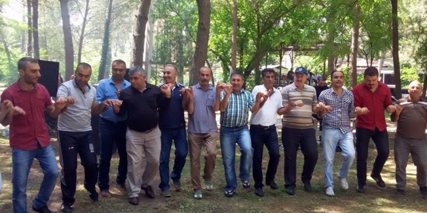 Ahlatlılar Manisa’da Piknik Şöleninde Buluştu