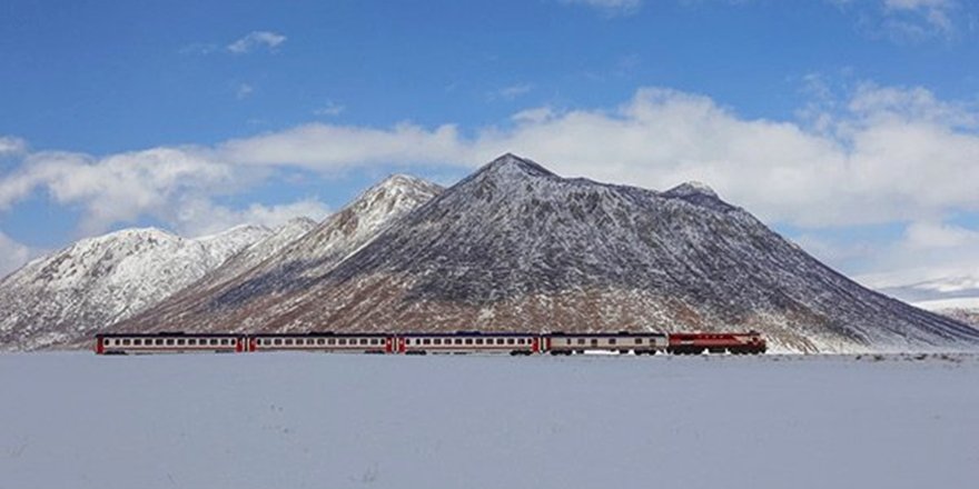 Gezginlerin Yeni Gözdesi Van Gölü Ekspresi