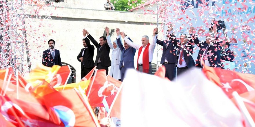 Başbakan Binali Yıldırım Bitlis'te
