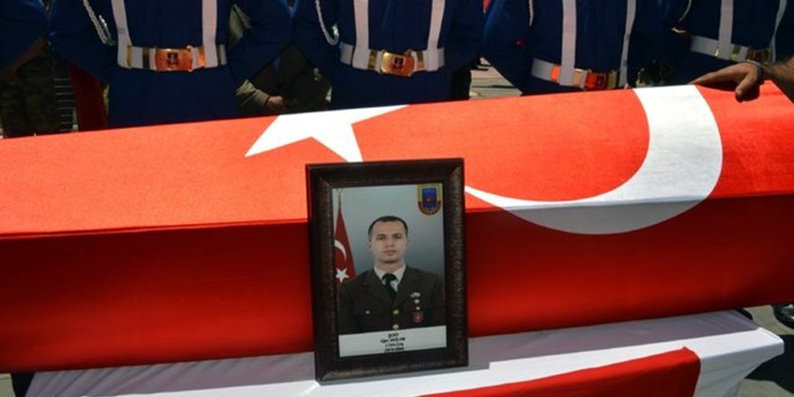 Şehit Uzman Onbaşı Sağlam'ın Cenazesi, Erciş'te Toprağa Verildi