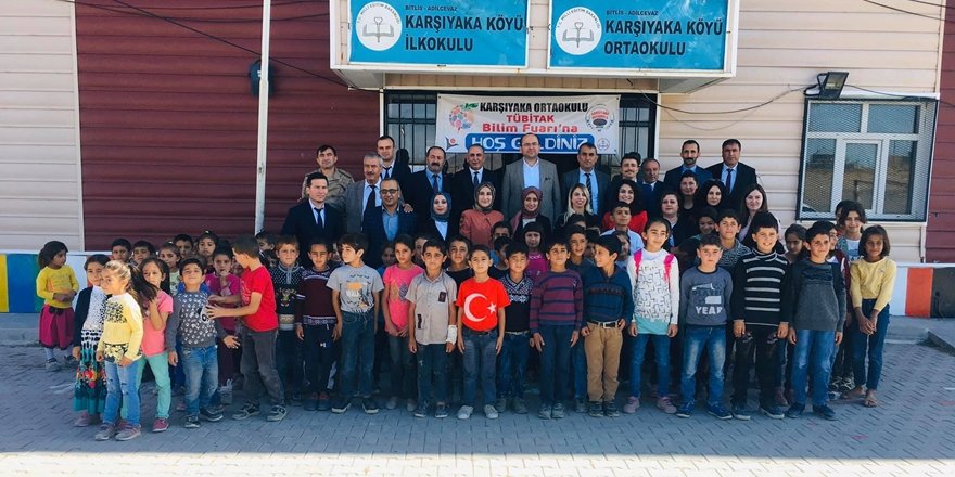 Köy Okulunda TÜBİTAK Bilim Fuarı