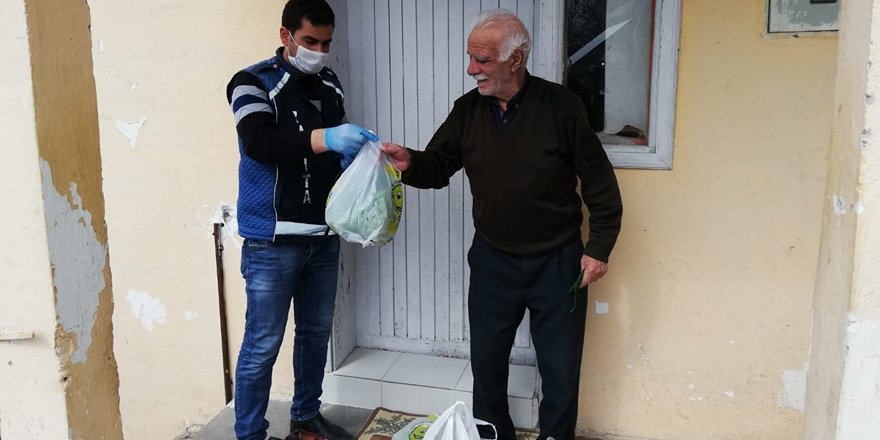 Adilcevaz Belediyesi Ekipleri Hasta ve Yaşlıların Yardımına Koşuyor