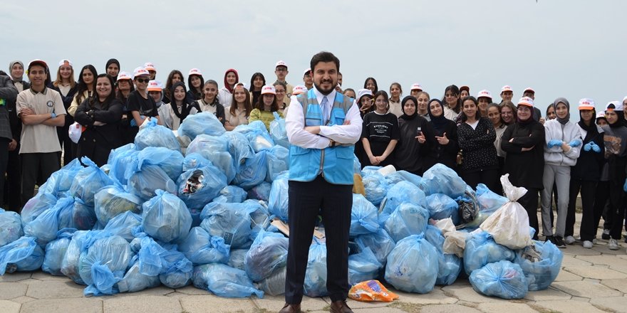 Van Gölü Sahilinde Temizlik Seferberliği