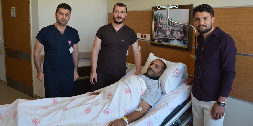 Karın Şişliği İçin Hastaneye Gitti, Böbreğinden Kist Çıkarıldı
