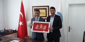 Memur-Sen’den Tatvan Kaymakamına Ziyaret