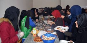 Tatvan'da Halep İçin Yardım Kampanyası