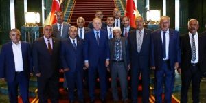 Cumhurbaşkanı Erdoğan Adilcevazlı Muhtarları Ağırladı
