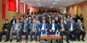 Adilcevaz’da Çanakkale Şehitleri Konferansı