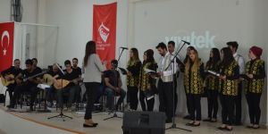 Adilcevaz’da Kaligrafi Sergisi ve Müzik Dinletisi