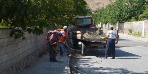 Belediye Ekiplerinden Hummalı Çalışma