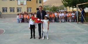 Adilcevaz’da İlköğretim Haftası Kutlandı