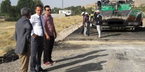 Adilcevaz’da Köy Yollarına Sıcak Asfalt
