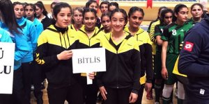 Kız Öğrenciler Bölge Şampiyonu Oldu