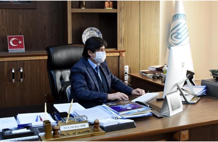 beu-rektoru-yardim-pandemi-surecinden-en-az-5-13858373_o.jpg