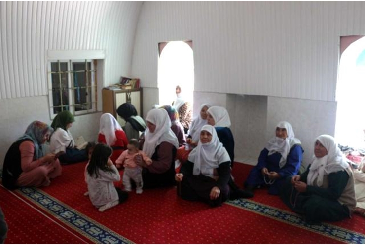 huseyin-dede-turbesine-ziyaretci-akini-2-14414392-o.jpg
