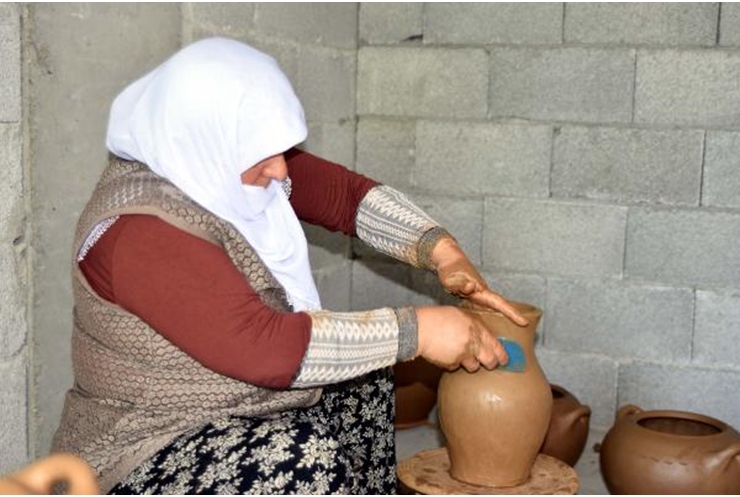 mutkide-yuzyillik-comlek-gelenegi-devam-ediyor_5eda80c.jpg