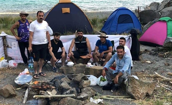 turistlerin-kamp-icin-yeni-gozdesi-nemrut-krater-golu-hq7_galeri.jpg