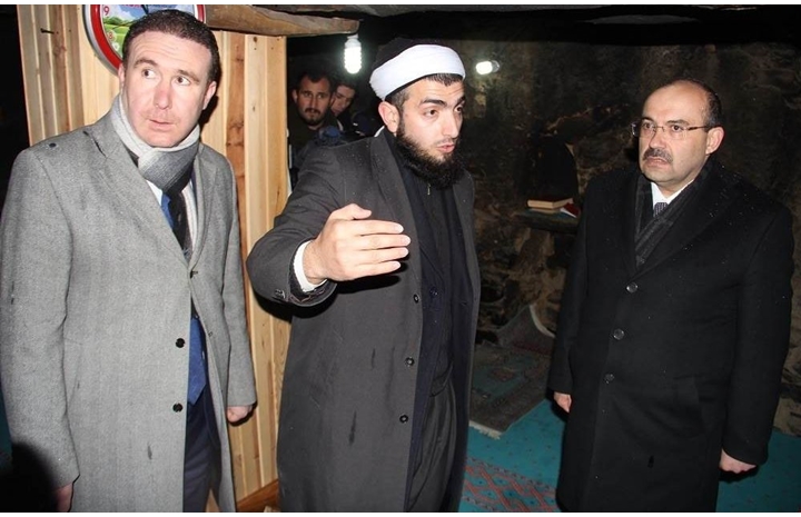 vali-ustaoglundan-saidi-nursinin-evine-ziyaret-ozn_galeri.jpg