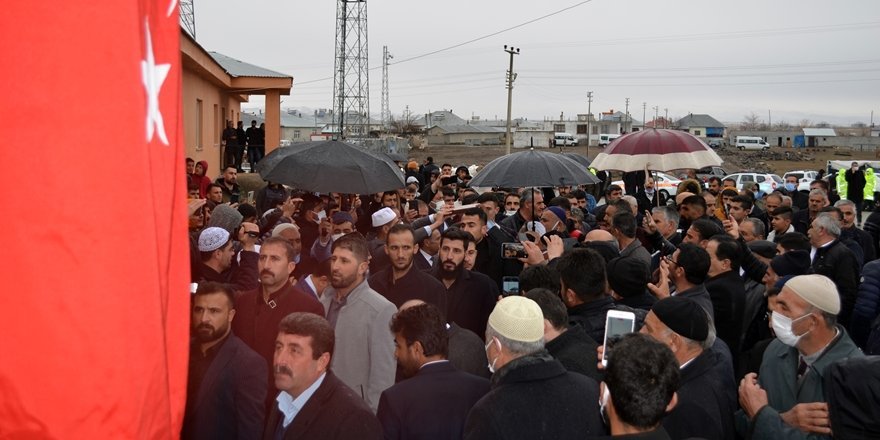 Adilcevaz Göldüzü Köyünde Husumet Barışla Sonuçlandı